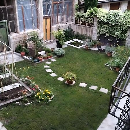 Appartamento "Via Ferrata" Mori Bagian luar foto
